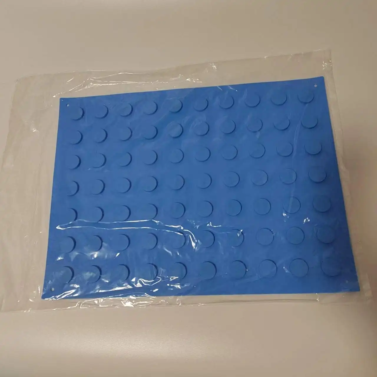 सिलिकॉन मैग्नेटिक MAT 12"x 16" नीला लचीला और गैर-पर्ची पुन: प्रयोज्य और आटोक्लेव