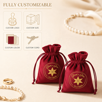 Pochette en velours rouge avec cordon en ruban, logo personnalisé en feuille d'or, sac cadeau de Noël de luxe pour bijoux