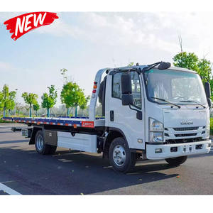Camion de remorquage léger Isuzu 10T avec accessoires de barricade sur roues et élévateur de roues - Product Image 1