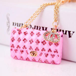 Llavero Creativo con Cristales Incrustados en Forma de Bolso, Accesorio de Moda para Mujer - Product Image 1