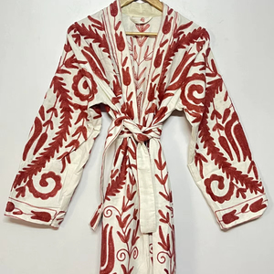 เสื้อคลุมกิโมโนลายดอกไม้พิมพ์ดิจิทัลแบบซูซานี ผ้าฝ้าย 100% เป็นมิตรกับสิ่งแวดล้อม ให้ความอบอุ่นในฤดูหนาวสำหรับผู้หญิง แขนยาว - Product Image 1