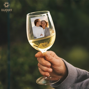 Cadeau <span class=keywords><strong>personnalisé</strong></span> pour la fête des mères Verre à vin rouge en cristal sans plomb <span class=keywords><strong>Photo</strong></span> à motif <span class=keywords><strong>personnalisé</strong></span> Verres à vin rouge blanc pour les amateurs de vin - Product Image 6