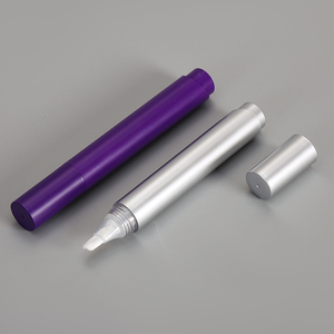 Envase Cosmético Personalizado de PETG de 6 ml para Blanqueamiento Dental, con Cepillo - Product Image 4