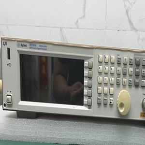 Nuevo Generador de Señales RF N5182A MXG (Fuente de Señal) de Alta Precisión con 1 Año de Garantía, Pruebas Automáticas, Hecho en Estados Unidos - Product Image 2