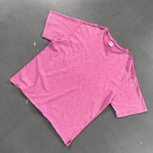 <span class=keywords><strong>T</strong></span>-<span class=keywords><strong>shirt</strong></span> Femme en Coton Bambou Lavé, Style Vintage Déchiré, Manches Courtes, Ourlet Roulé, Effet Délavé, Broderie DTG - Product Image 4