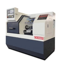 Torno CNC Mini CK0660 de MARCH EXPO con Sistema de Control CNC Gsk de 220V y Bancada Plana, Nuevo