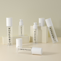 Flacon pulvérisateur en plastique d'eau de soin de la peau blanc à brume fine de 70ml 90ml 150ml 160ml pour cosmétiques en stock