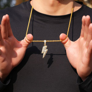 UWIN 힙합 AAA CZ 작은 번개 펜던트 여성 남성 랩퍼 두 톤 지르코니아 목걸이 럭셔리 도매 보석 - Product Image 4