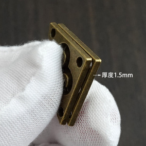 Chengyu Alloy <b>Corner</b> <b>Protectors</b> 2cm Antique Bronze Zinc Alloy Strong For Wooden Boxes Diy Furniture Edge Protection - Product Image 5