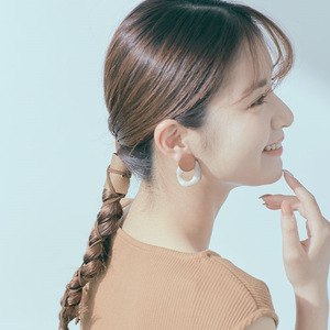 Coletero de gamuza estilo japonés de Taobao, accesorio para el cabello, diadema/cinta para cola de caballo estilo Instagram, elegante coletero para salir. - Product Image 4