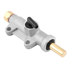 Maître-<span class=keywords><strong>cylindre</strong></span> de frein arrière d'usinage CNC pour <span class=keywords><strong>50cc</strong></span> 90cc 110cc Quad Bike ATV - Product Image 1