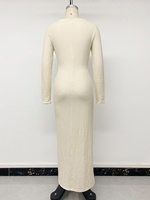 Robe longue en maille texturée à manches longues pour femme 2026, col carré, avec anneau décoratif à la taille, fente enveloppante, style moulant mi-long