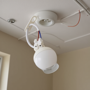 ขั้วหลอดไฟ E27 สีขาว พร้อมสายไฟ สำหรับโคมไฟเพดาน - Product Image 3