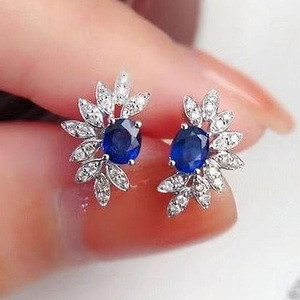 Orecchini a Perno Mini Marquise a Petalo da Donna, Gioielli alla Moda - Product Image 1