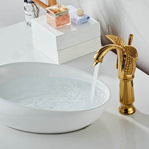 Robinet de lavabo créatif monotrou en laiton, design cygne antique européen, avec valve en céramique, pour usage hôtelier, eau chaude/froide - Product Image 2