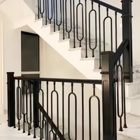 Rampe d'escalier en fer forgé décorative d'intérieur, design moderne, haute qualité, creuse, noir mat, installation facile, pour appartement