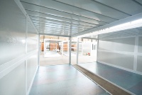 Maison conteneur pliable de 20 pieds, structure en acier, certifiée CE, étanche, bureau préfabriqué, dortoir pour projets d'infrastructure