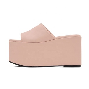 Sandalias de Plataforma Súper Gruesas con Estampado de Cebra para Mujer, Sandalias de Verano de Color Sólido con Tacón Alto y Diseño Moderno - Product Image 3