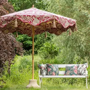 Luxury Outdoor Pool Patio Umbrella With Cotton Tassels Wood Pole Octagonal Garden Parasol With Arabian-influenced Valance