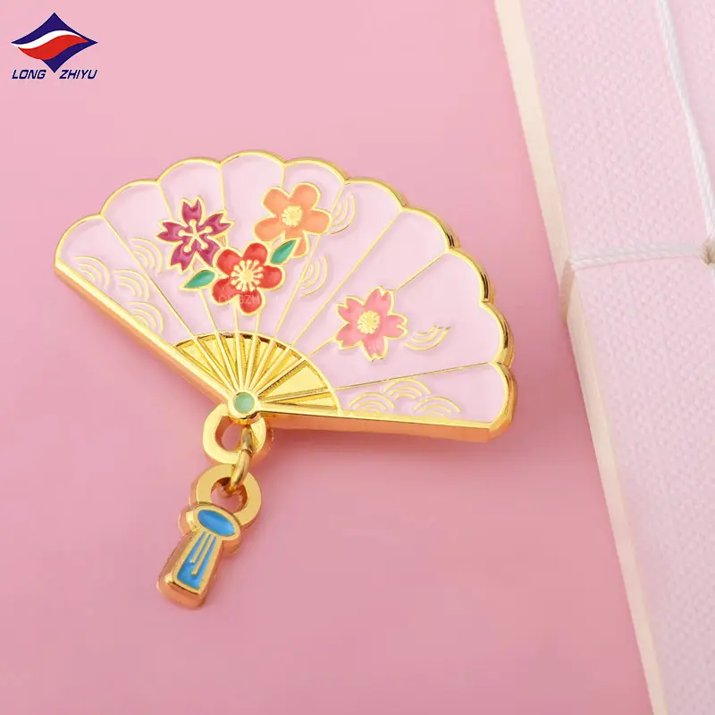 Longzhiyu 2021 Latest Design Custom Made Chinese Style Metal Crafts Soft Enamel Lapel Pins für Gifts