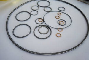 Resorte Helicoidal Cantiléver de Precisión con Anillo O Circular de Acero Inoxidable SUS316, Resorte de Retención Entrelazado para Retenes Industriales de Aceite - Product Image 3
