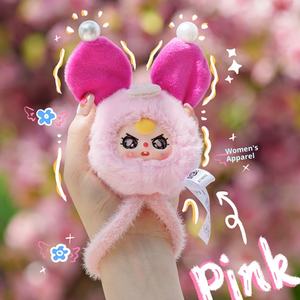 Authentique <span class=keywords><strong>DOULUO</strong></span> Frozen Plush Blind Box Wrist Strap Toy for Unisex Trendy Phone Accessory 1/12 Scale Ages 7-12 - Product Image 2