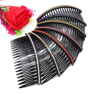 Cepillo para el cabello estilo coreano con pedrería de plástico grande, lleno de brillantes diamantes de imitación, peine para el cabello de múltiples dientes, frontal simple y elegante. - Product Image 2