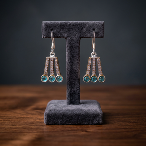 Pendientes de circonita azul cielo con diseño de gota de agua, estilo alemán, superventas, chapados en plata, joyería vintage al por mayor para mujer - Product Image 2