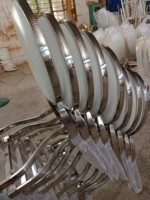 Chaise de salle à manger moderne en acier inoxydable avec finition dorée pour salon, banquets, mariages, fêtes, hôtels, tentes extérieures, tables