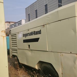 Compresor de Aire <span class=keywords><strong>Ingersoll</strong></span> <span class=keywords><strong>Rand</strong></span> <span class=keywords><strong>750</strong></span> de Segunda Mano, Usado, 20.7 bar, 21.2 M3/min, Motor Diésel - Product Image 3