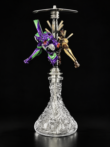 Sculpture artistique chicha cyberpunk en résine et acier inoxydable de 60 cm avec base en verre transparent pour la décoration de salons, hôtels et clubs - Product Image 5