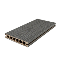 Decking extérieur imperméable noir lisse de PVC pour le plancher d'arrière-cour