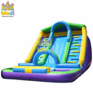 Toboggan gonflable personnalisé pour <span class=keywords><strong>piscine</strong></span>, en PVC haute résistance 0,55 mm, conforme EN14960, garantie 3 ans, pour jardin et hôtel - Product Image 1