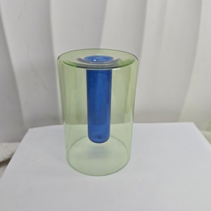 مزهرية زجاجية كريستالية ملونة مزدوجة الجدار مخصصة بالجملة عالية الجودة بطول 4 بوصات مناسبة لديكور المنزل - Product Image 3