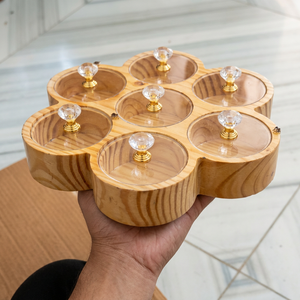 Bandeja de Servir de Madera Moderna y Duradera con Forma de Flor, con Tapas de Vidrio y Perillas de Cristal, Plato para Aperitivos con Múltiples Compartimentos para Fiestas - Product Image 1