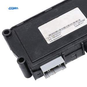 Módulo de Unidad de Control de Puerta de Coche Desmontado de Material Original de Alta Gama para Aston Martin Rapide 2012 OE AG43-14C235-AB - Product Image 5