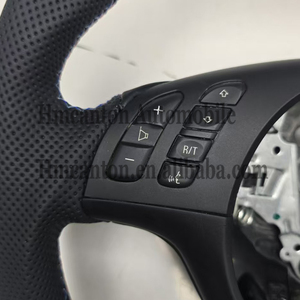 พวงมาลัยหนังรูพรุนลาย M สำหรับรถยนต์ BMW E46 รุ่นใหม่ - Product Image 3