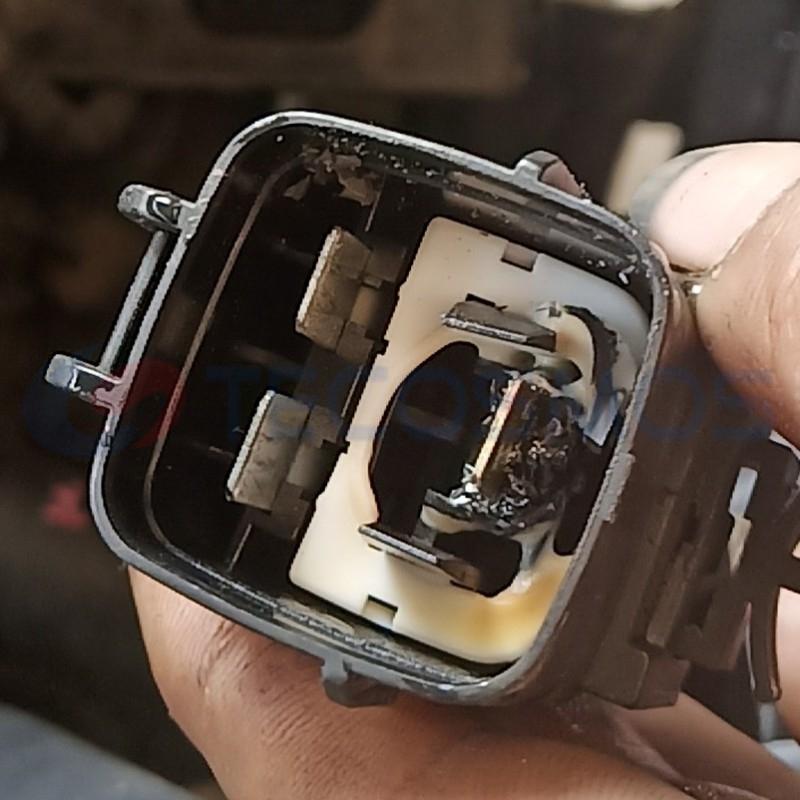 Car Connector For Kia Lion Motor Tusheng electronic fan plug with 3 pins CT3-0027G