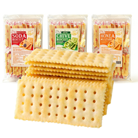 Galleta crujiente de soda, sabor tomate/algas/aireas, salada y crujiente, en oferta.