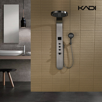 Système de douche mural contemporain à LED avec affichage numérique de la température, panneau cascade brossé doux et jets colonne pour un style moderne