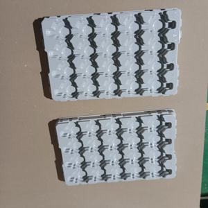 Componentes electrónicos Bandeja de plástico transparente Esd Bandeja de plástico Esd antiestática para formar al vacío - Product Image 4