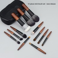 Ensemble de 12 pinceaux de maquillage en poils synthétiques avec manche en bois pour le visage - Mini outils de beauté