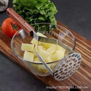 Écrase-pommes en acier inoxydable 304 avec manche en bois pour aliments pour bébés et légumes, outil de cuisine domestique - Product Image 4