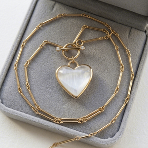 Collar con Colgante de Selenita Natural Grado AAA en Forma de Corazón, Chapado en Oro de 18K, Joyería de Acero Inoxidable, Cristal Geométrico de 25mm - Product Image 3