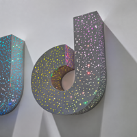 Lettres en relief 3D personnalisées en LED, lettres en métal illuminées dorées avec logo couronne pour l'image de marque de la devanture de magasin