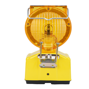 Feu <span class=keywords><strong>de</strong></span> signalisation à barricade solaire à LED Lampe <span class=keywords><strong>de</strong></span> sécurité à LED à économie d'énergie avec crochet pour les ponts routiers et la circulation - Product Image 1