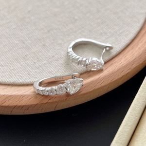 Pendientes de Clip en Forma de Serpiente con Cierre Inglés en Plata 925 con Moissanita Color D VVS1 de Diseño Único Dylam para Mujer - Product Image 3