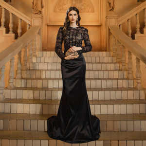 Abito da Sera Elegante e Sobrio da Donna a Sirena in Raso <span class=keywords><strong>Nero</strong></span> con <span class=keywords><strong>Pizzo</strong></span>, <span class=keywords><strong>Maniche</strong></span> <span class=keywords><strong>Lunghe</strong></span> e Strascico Lungo - Product Image 1