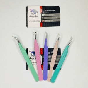 แหนบต่อขนตา Lucky Lash Tools สแตนเลสสตีล ปลายเรียบละเอียด จับถนัดมือด้วยด้ามจับแบบเพชร ชุด 5 สี แหนบที่ใช้งานได้ยาวนาน - Product Image 4