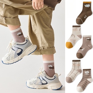 Chaussettes pour enfants à rayures de voiture en coton de haute qualité, design personnalisé, motif dessin animé, mignonnes, vente en gros OEM, prix d'usine - Product Image 5